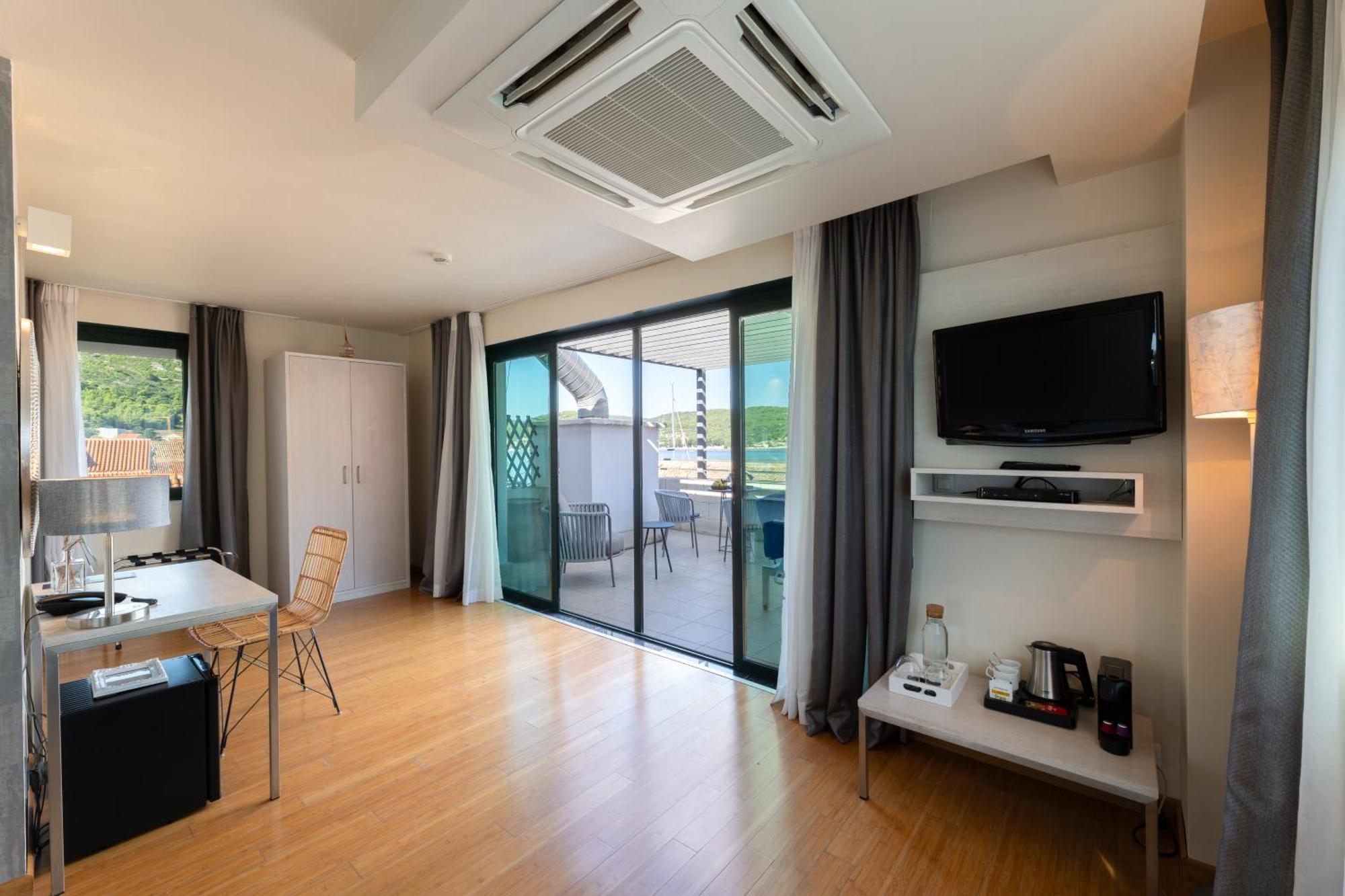 Hotel San Giorgio Vis Dış mekan fotoğraf