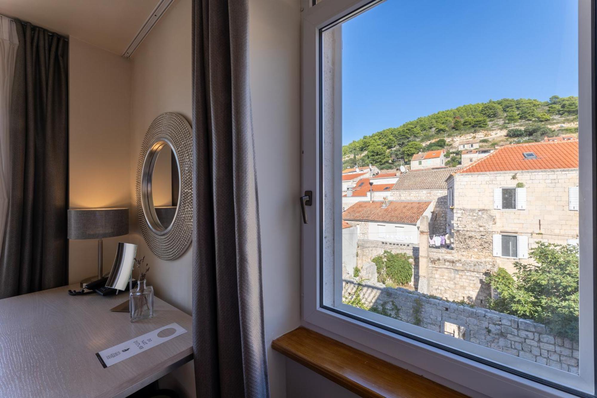 Hotel San Giorgio Vis Dış mekan fotoğraf